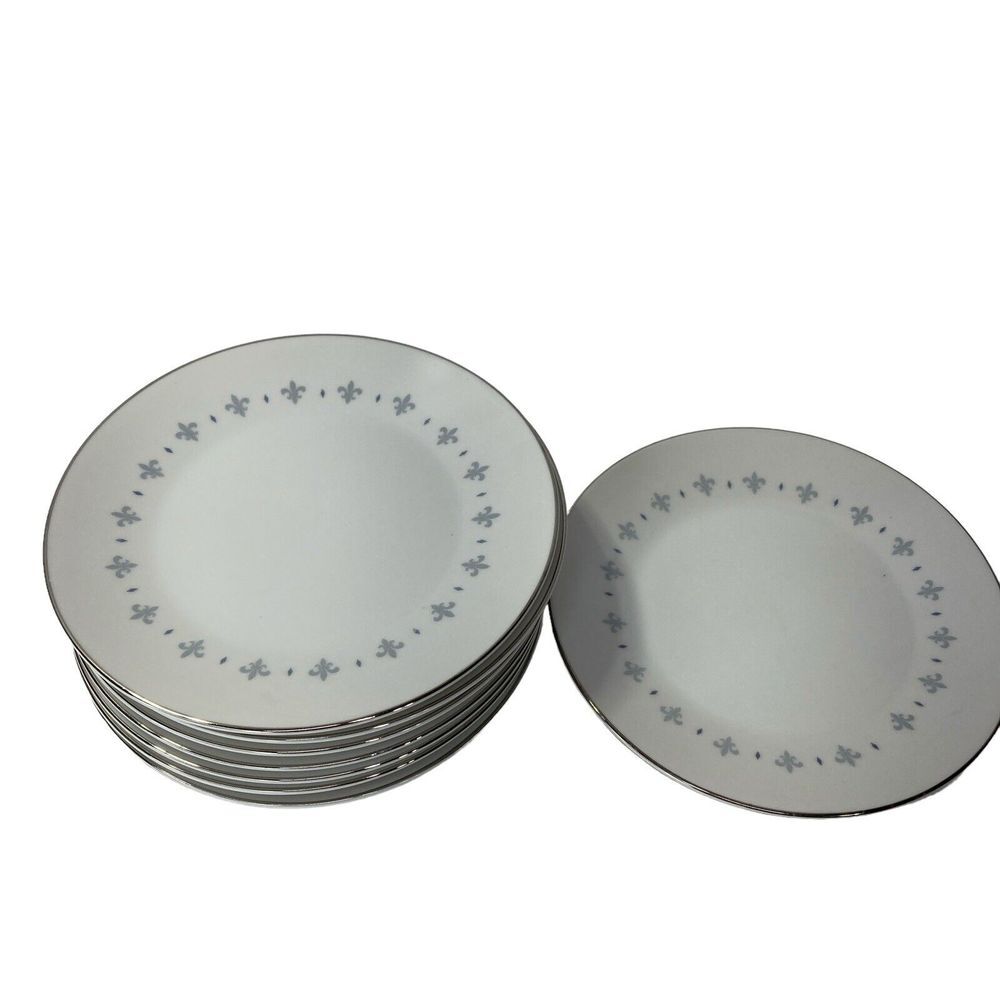 8 Mikasa Blue Elegance 6.5" Round Dessert Plates Fleur de‎ lis White Blue Silver